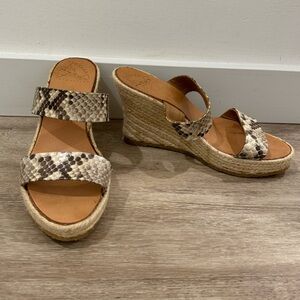 Snakeskin wedges